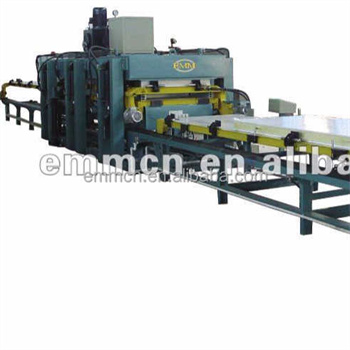 Hydraulic Pressure Foaming Machine Processing Type ug CE Certification PU Spray Foam Machine